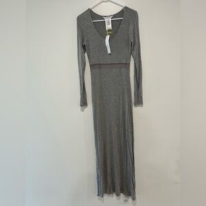 BCBGeneration long gray dress
Size XS
NWT